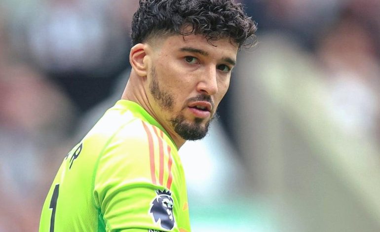 Altay Bayındır tarihe geçebilir
