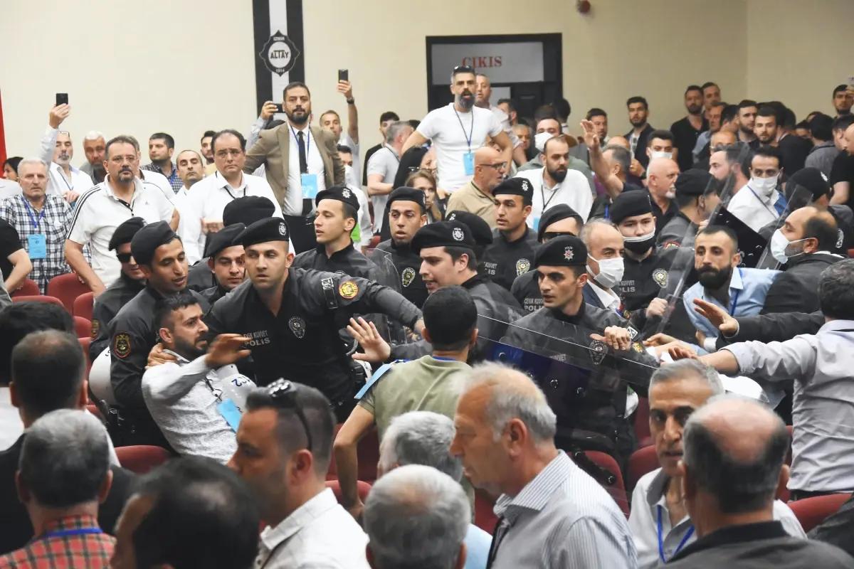 Altay’da Genel Kurul ve İbra Tartışmaları