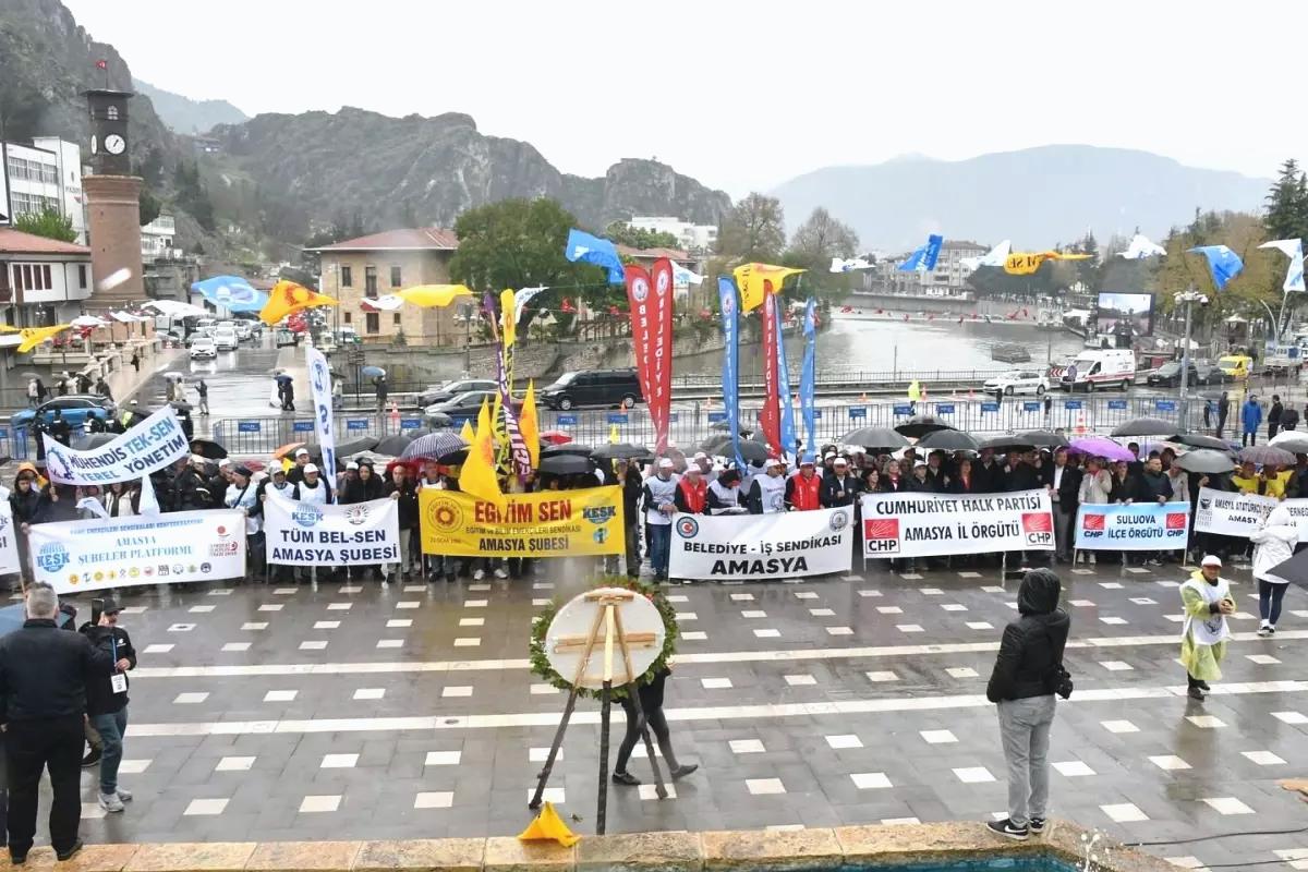Amasya’da Yağmur Altında 1 Mayıs Kutlaması