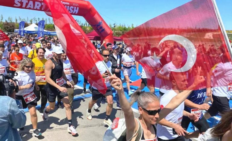 Ankara’da 19 Mayıs Yarı Maratonu ve Halk Koşusu coşkuyla kutlandı