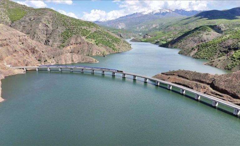Ankara’dan Bitlis’e Vangölü Ekspresi ile görsel şölen