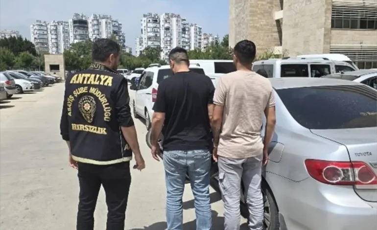 Antalya’da 3.790 Şüpheli Yakalandı