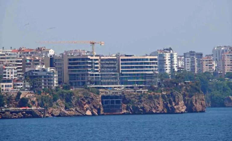 Antalya’daki Gizli Tüneller Hakkında Vali Şahin Açıklamalarda Bulundu
