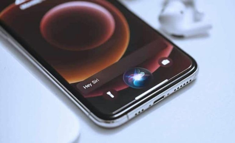 Apple, Siri’yi ChatGPT’ye rakip olacak şekilde yeniliyor