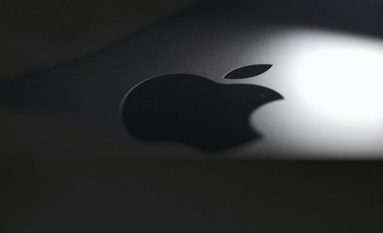Apple’ın geliri üç aylık dönemde arttı