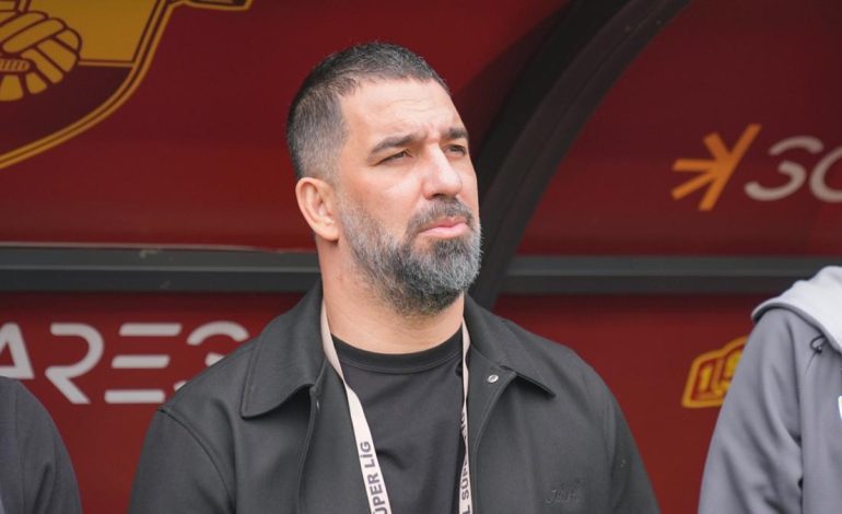 Arda Turan, Shakhtar Donetsk ile anlaştı