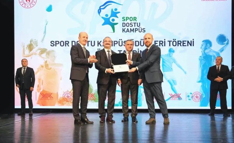 Atatürk üniversitesi “Spor dostu kampüs” unvanına layık görüldü