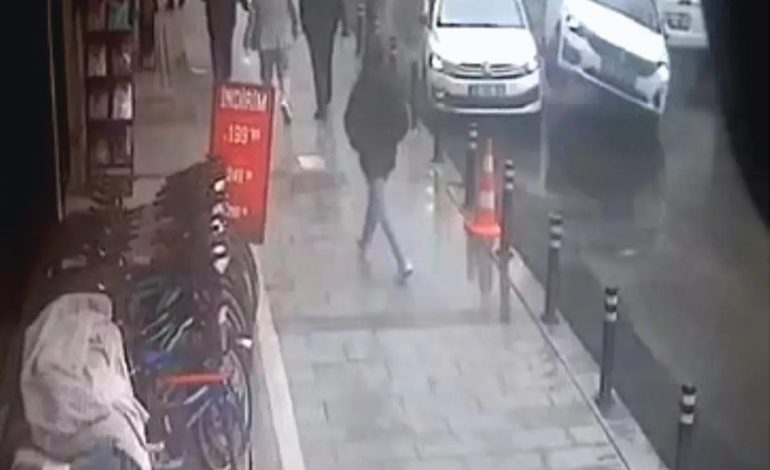 Avcılar’da Trafik Kazası: Sürücü Direksiyon Hakimiyetini Kaybetti
