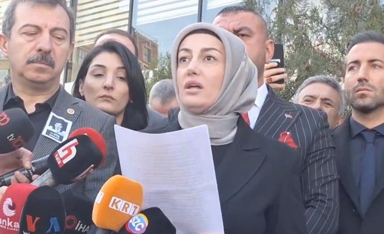 Ayşe Ateş, Bahçeli’nin o anlarına isyan etti!