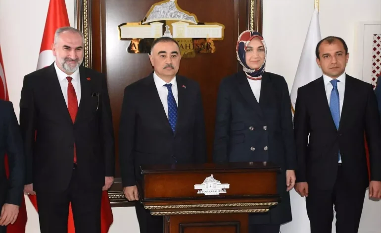 Azerbaycan’ın Ankara Büyükelçisi Reşad Memmedov, Afyonkarahisar’da ziyaretlerde bulundu