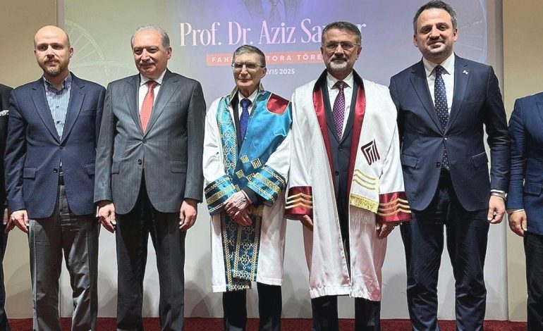 Aziz Sancar’a fahri doktora