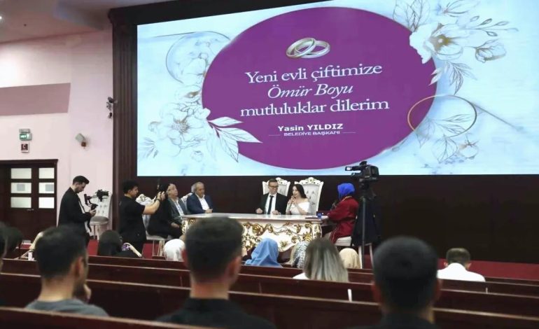 Bağcılar’da 05.05.2025’te Evlenmek İçin Sıraya Giren Çiftler Akın Etti