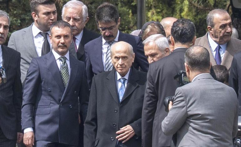 Bahçeli’den Özel’e yapılan saldırı sonrası açıklama: ‘Bir siyasi kurumun yöneticisine geçmiş olsun dileğimi iletiyorum’