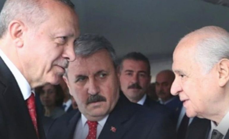 Bahçeli’nin teklifi Cumhur İttifakı’nı karıştırdı