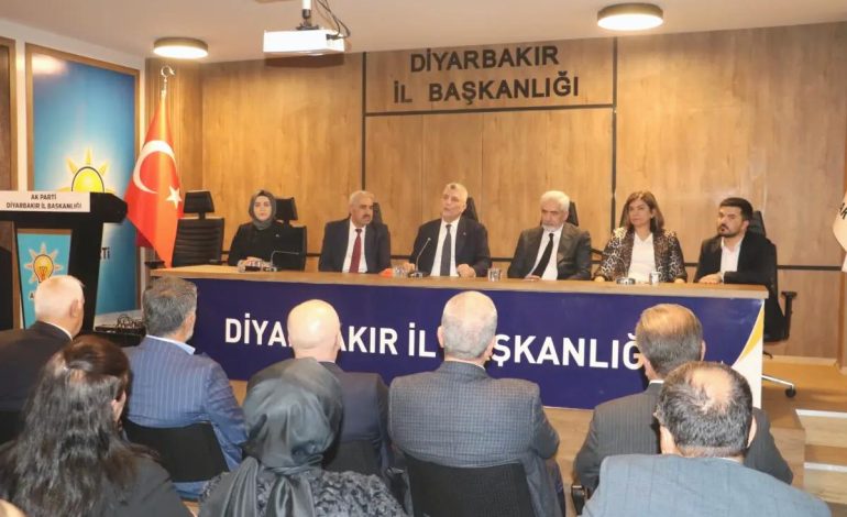 Bakan Bolat’tan Diyarbakır Ziyareti