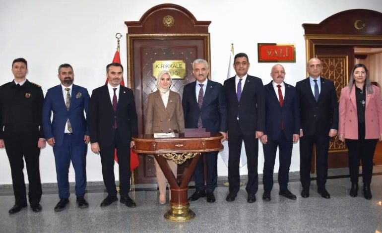 Bakan Göktaş Kırıkkale’de Ziyaretlerde Bulundu