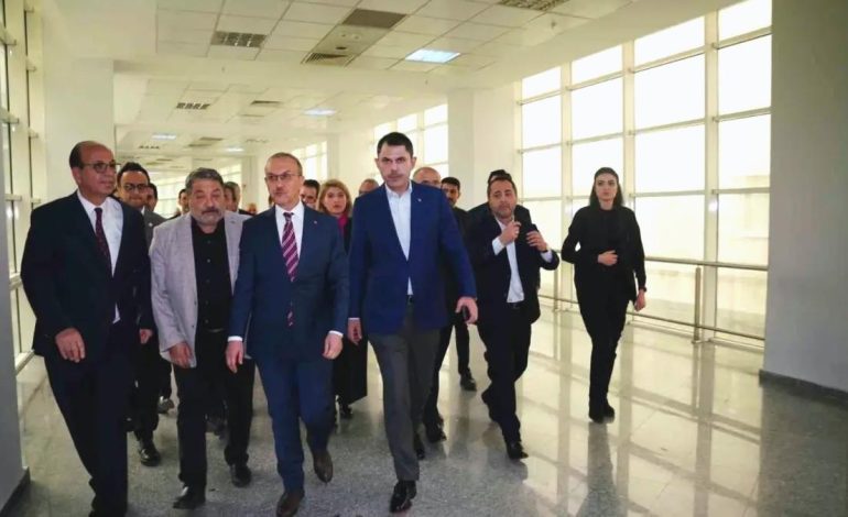 Bakan Kurum, AK Parti Malatya İl Başkanı’nın sağlık durumu hakkında bilgi aldı