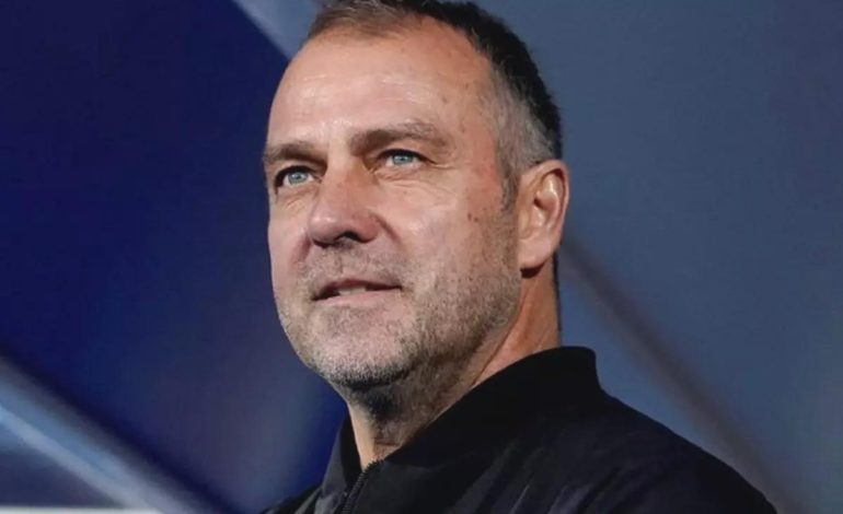 Barcelona, Hansi Flick’in sözleşmesini 2027’ye kadar uzattı