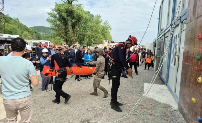 Bartın’da AFAD Eğitim Merkezi Açıldı