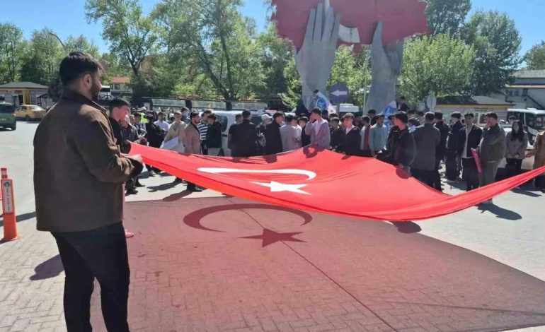 Bartın’da Türkçülük Günü Yürüyüşü