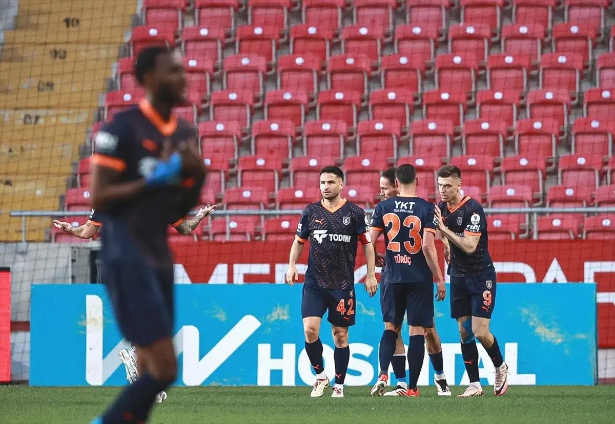 Başakşehir, Hatayspor’u 2-1 Geçti