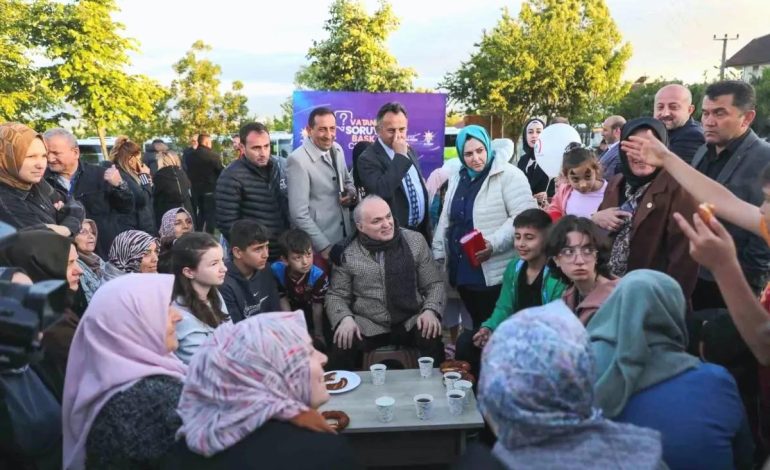 Başkan Özlü, Mahalle Sakinleriyle Buluştu