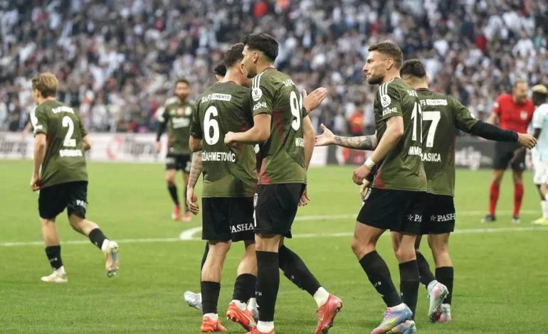 Beşiktaş – Adana Demirspor: İlk Yarı 2-1