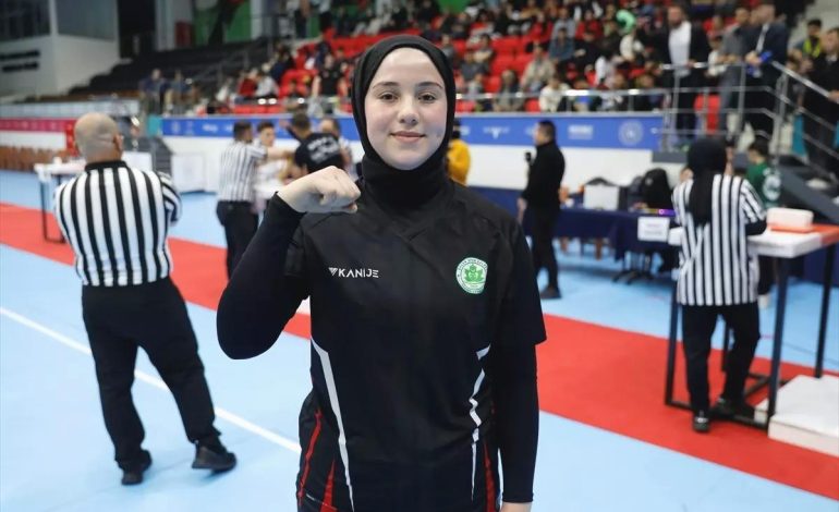 Bilek Güreşi Gençler A Türkiye Şampiyonası Samsun’da Başladı