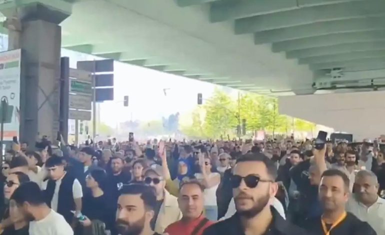 Binlerce kişi Sırrı Süreyya Önder için Levent’e yürüdü