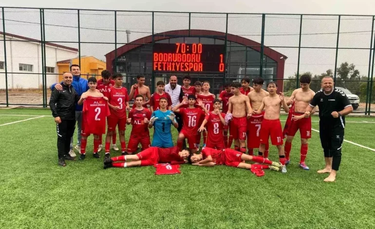Bodrum Birlikspor U-15 Türkiye Şampiyonası’na Katıldı
