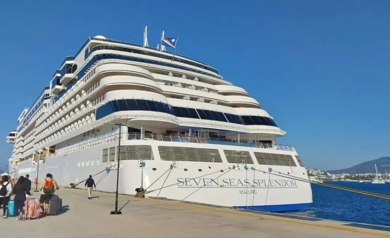 Bodrum’a 720 Yolcu Taşıyan Kruvaziyer Geldi