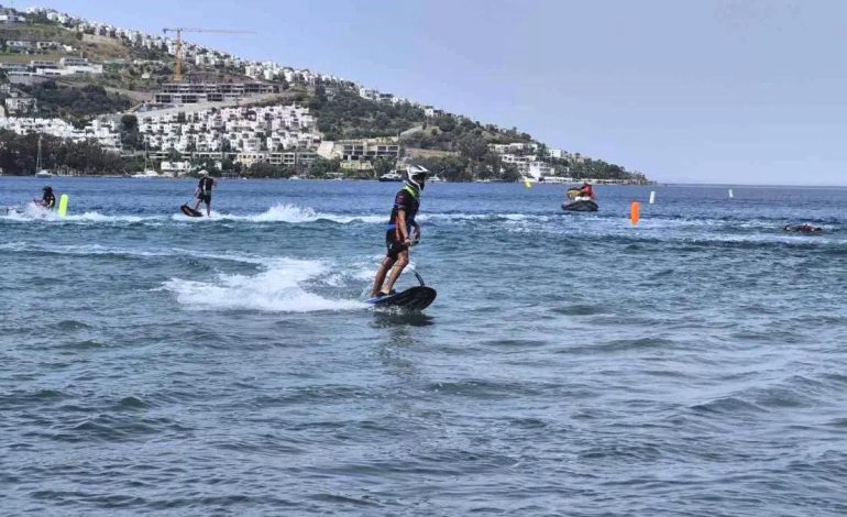 Bodrum’da Su Jeti ve MotoSurf Şampiyonası Başladı