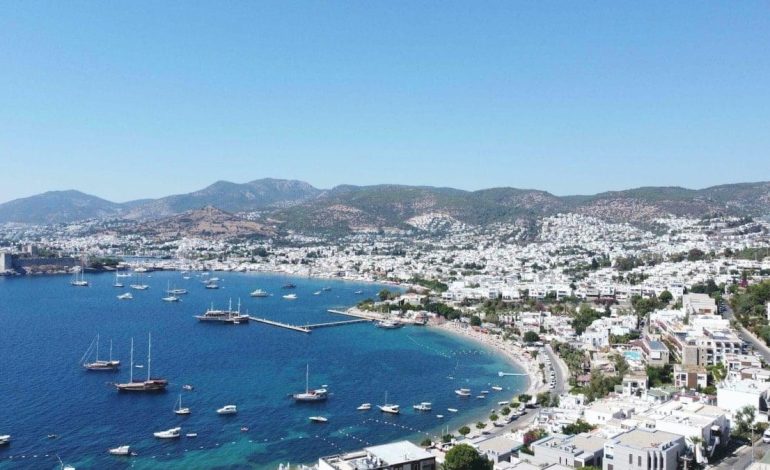 Bodrum’da tatil yapmak İstanbul’da ev tutmakla eşdeğer: Gecelik fiyat dudak uçuklatıyor