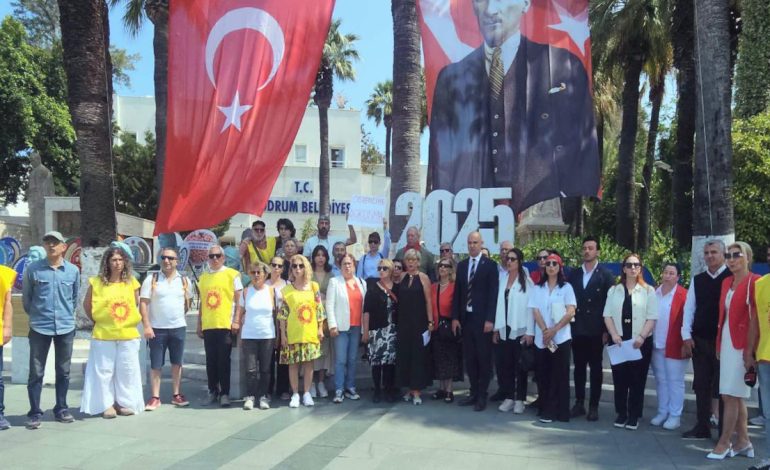 Bodrum’da velilerden “Öğrencime dokunma “ eylem ve basın açıklaması