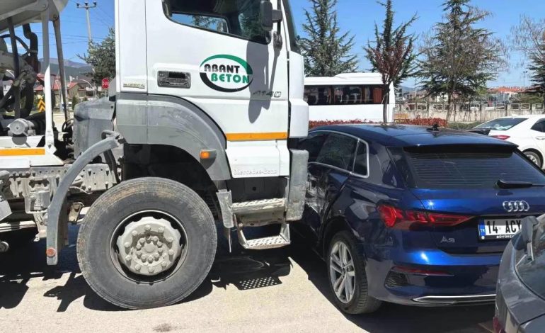 Bolu’da Beton Mikseri ile Otomobil Çarpıştı: 1 Yaralı