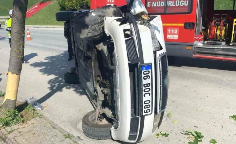 Bolu’da Otoyolda Kontrolden Çıkan Araç Devrildi