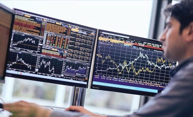 Borsadan beklenmedik sonuçlar: Son 1 yılda en çok kazandıran ve kaybettiren 10 hisse açıklandı