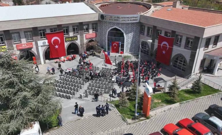 Bünyan’da Engelli Vatandaşlara 50 Akülü Araç Teslim Edildi