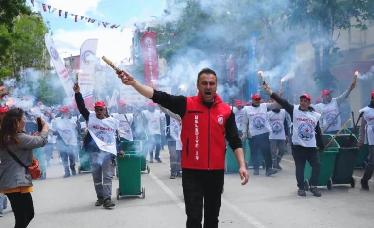 Burdur’da 1 Mayıs Emek ve Dayanışma Günü Kutlandı