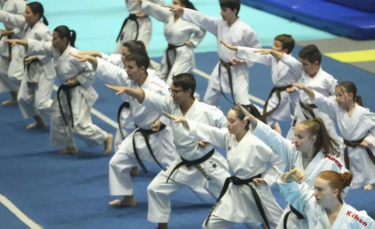 Bursa ve çevre illerde 19 Mayıs Atatürk’ü Anma, Gençlik ve Spor Bayramı kutlanıyor
