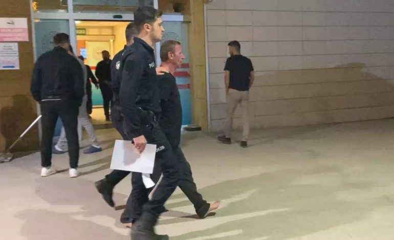 Bursa’da Baltalı Şüpheli Polise Saldırdı