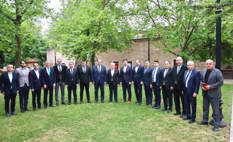 Bursa’da Belediye Başkanları Buluştu: Yenişehir’in Tarım Potansiyeline Dikkat!