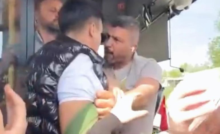 Bursa’da lise öğrencisi tartıştığı otobüs şoförünün üzerine yürüdü