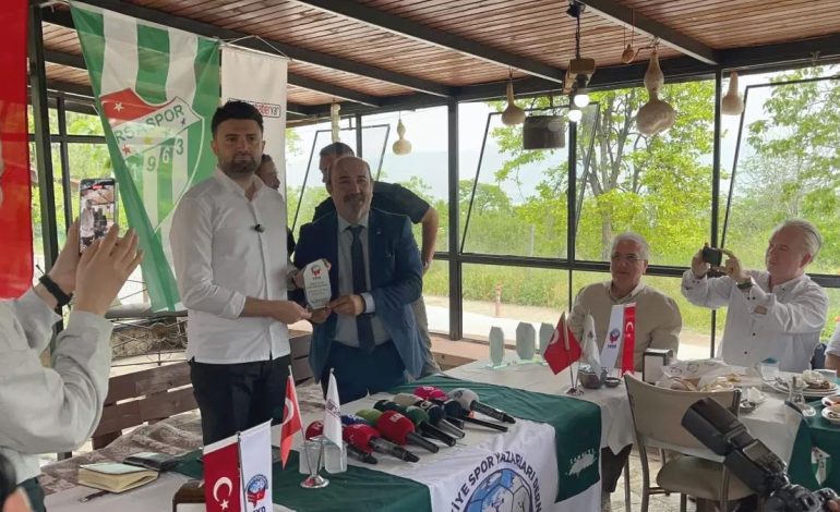 Bursaspor Başkanı Çelik: Biletler Tükenecek