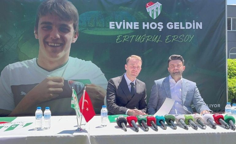 Bursaspor eski kaptanını transfer etti