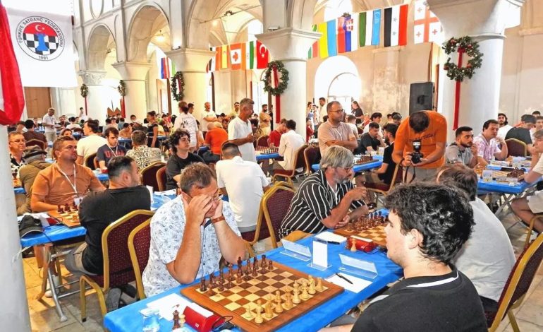 Çeşme’de 11. Uluslararası Satranç Turnuvası