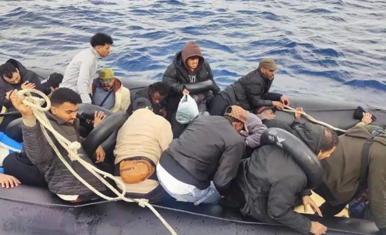Çeşme’de Göçmenler Kurtarıldı