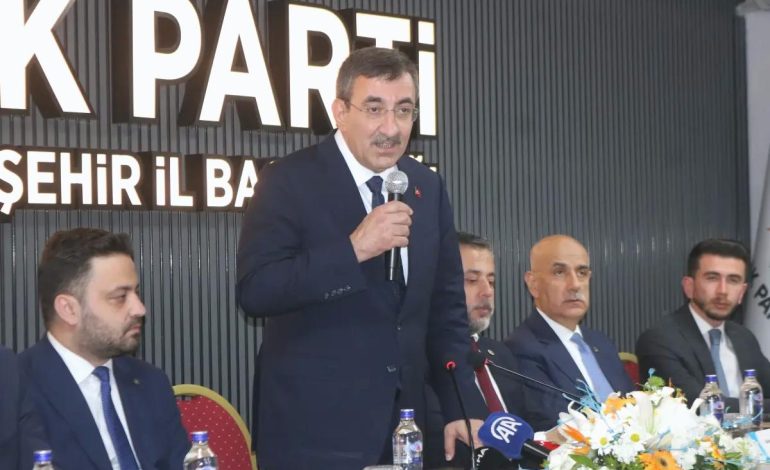 Cevdet Yılmaz: İklim kanunu ile ilgili tezviratlarla kamuoyunun kafası karıştırılmaya çalışılıyor (2)