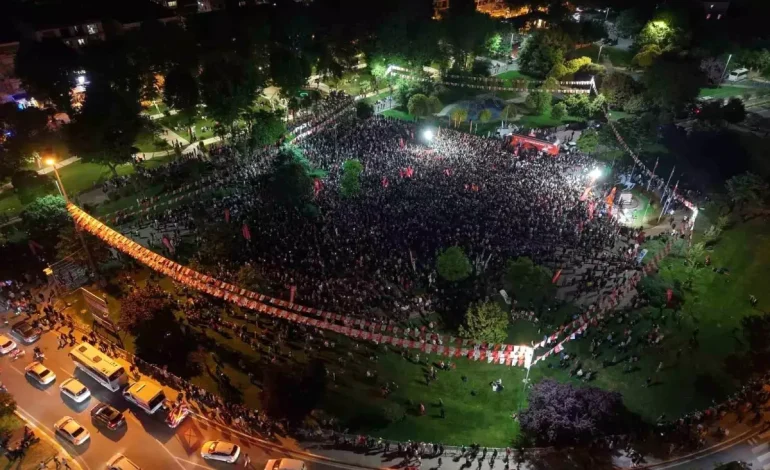 CHP’nin İmamoğlu’na Destek Mitingi Pendik’te Yapıldı