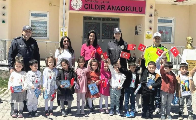 Çıldır Anaokulunda Trafik ve İlk Yardım Haftası Etkinliği